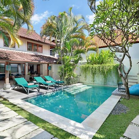 Super Value 4 Bedroom, Walk To Bintang Supermarket Seminyak Exteriér fotografie