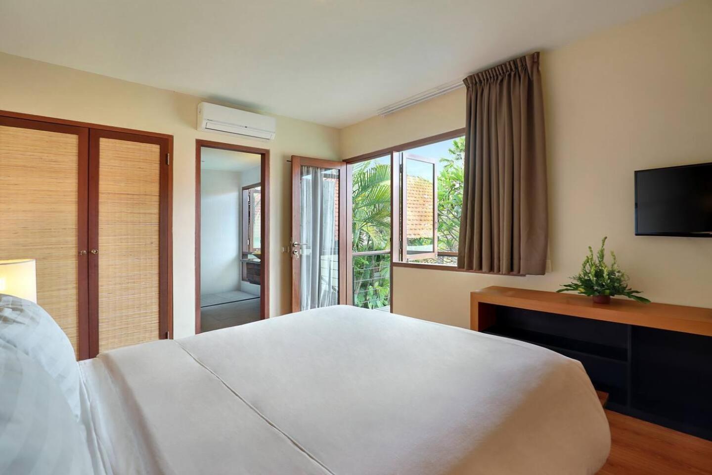 Super Value 4 Bedroom, Walk To Bintang Supermarket Seminyak Exteriér fotografie