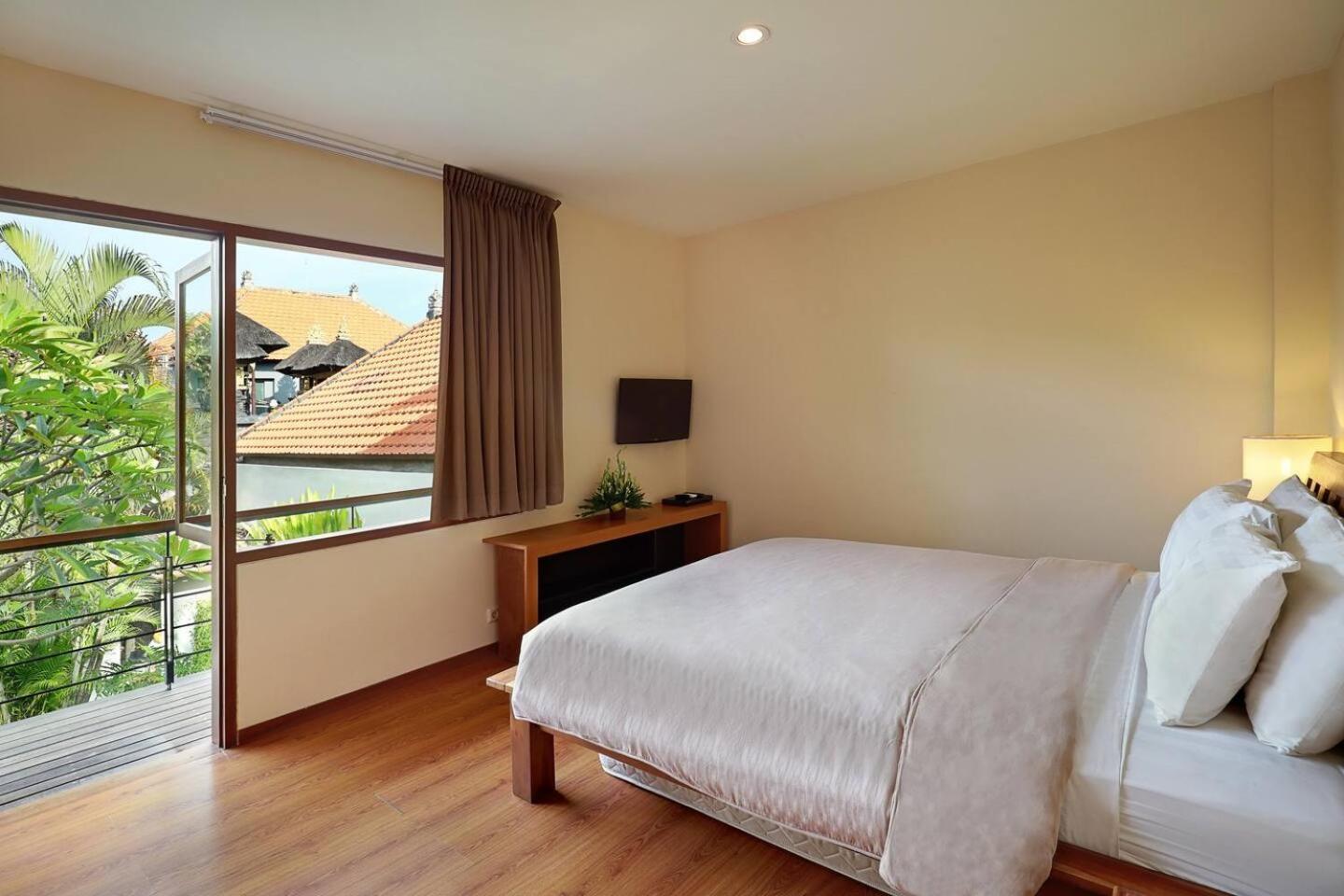 Super Value 4 Bedroom, Walk To Bintang Supermarket Seminyak Exteriér fotografie